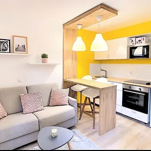 Apartamento Centre Saint-gervais Jaune Moderne Proche Télécabine 2 Pers 