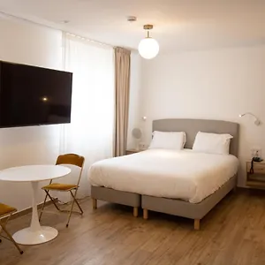 Les Rebelles Hotel