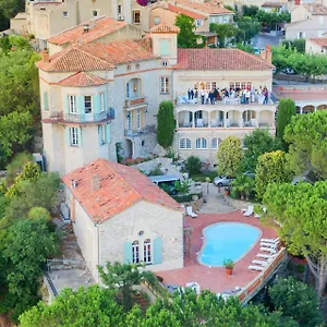 Le Chateau Des Costes Le Castellet (Var)