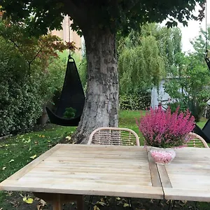Petit Cocon Lillois:cheminee & Jardin Rijsel