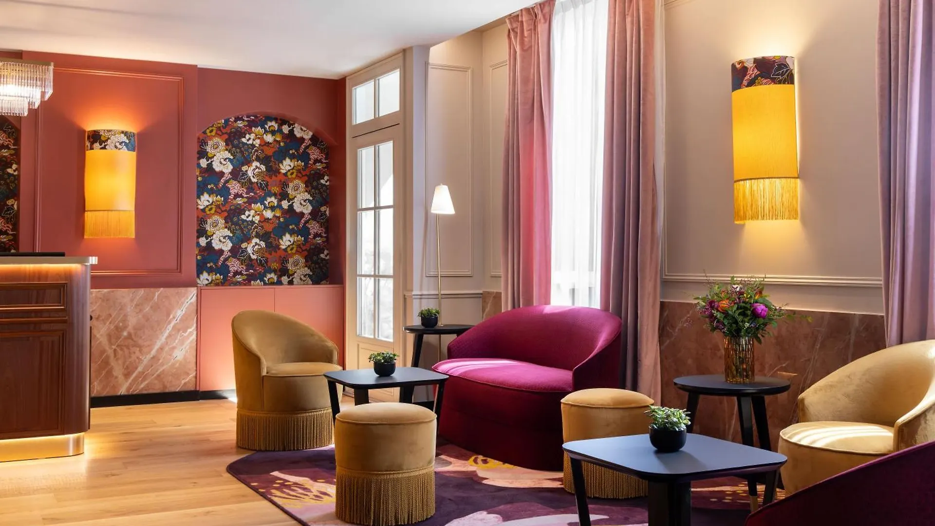 Mayflower Paris Opera 4*,